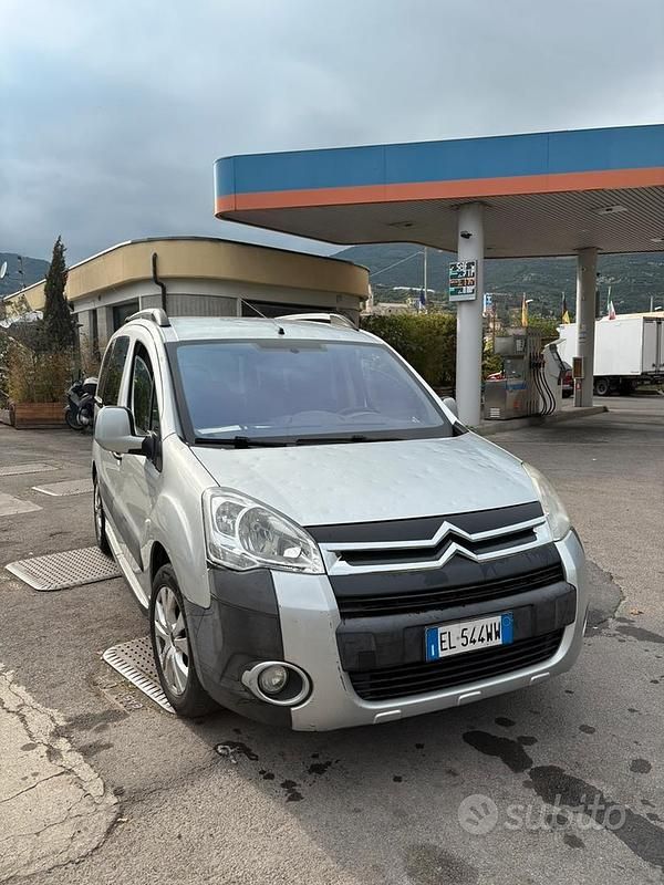 Usata Citroën Berlingo XTR 90 CV (66 kW) 2012 Grigio Monovolume