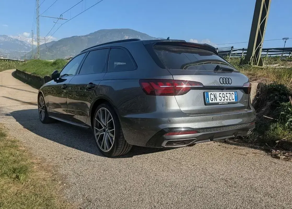 Usata Audi A4 S-Line 231 CV (169 kW) 2019 Station wagon