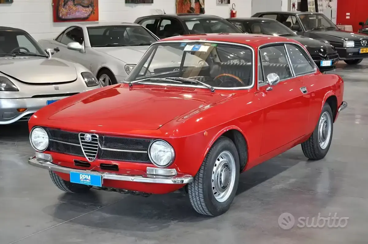 Usata Alfa Romeo GT Junior 88 CV (64 kW) 1970 Rosso Coupé