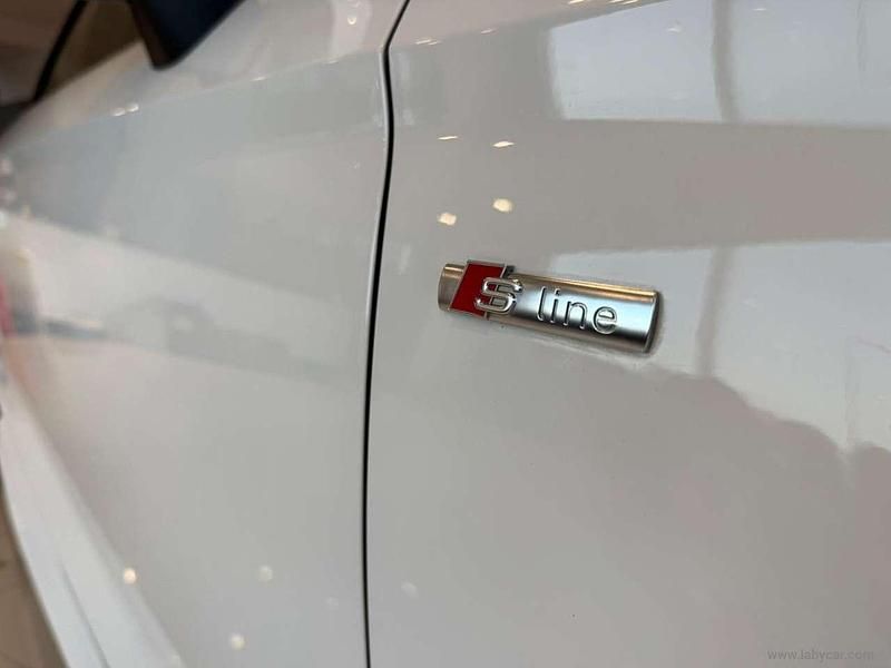 Usata Audi A3 Cabriolet Sport 150 CV (110 kW) 2020 Bianco Cabrio