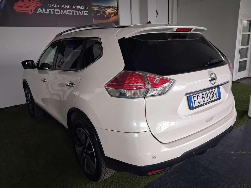 Usata Nissan X-Trail Acenta Premium 131 CV (96 kW) 2016 Bianco SUV