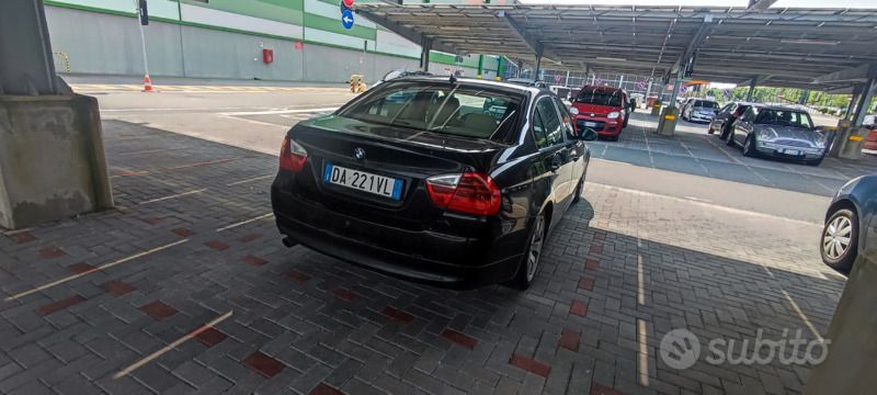 Usata BMW 320 2006 Nero Utilitaria