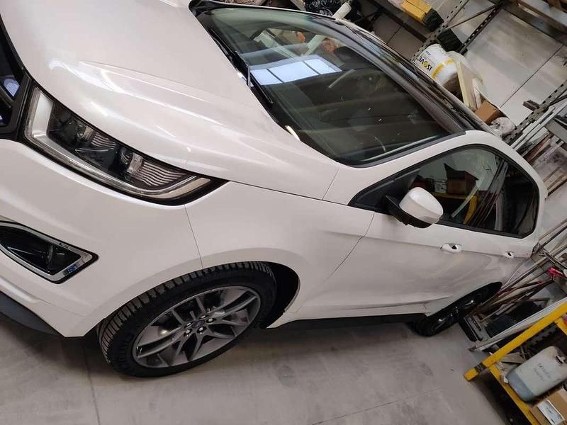 Usata Ford Edge Vignale 209 CV (153 kW) 2016 Bianco SUV