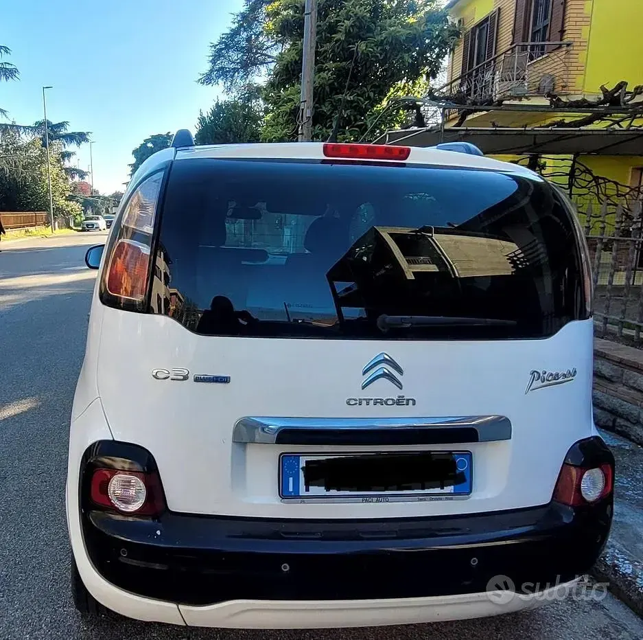 Usata Citroën C3 Picasso 109 CV (80 kW) 2015 Bianco Monovolume