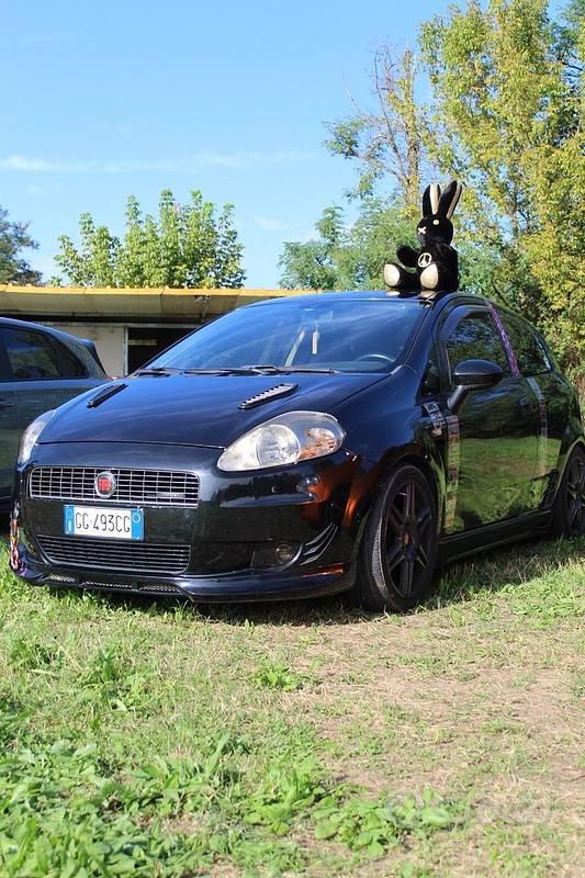 Usata Fiat Grande Punto 77 CV (56 kW) 2007 Nero Utilitaria