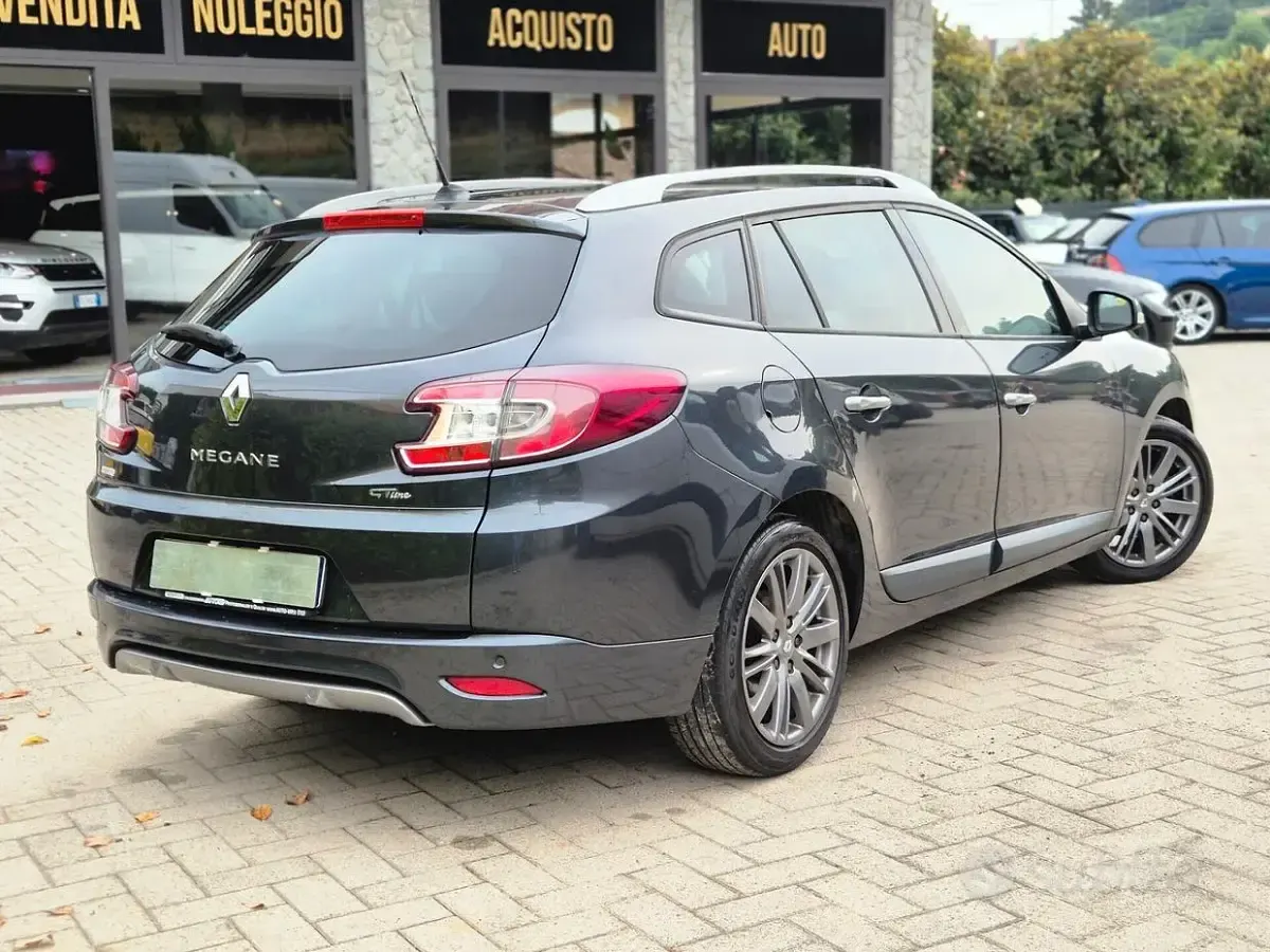 Usata Renault Mégane GT Line GT-Line 110 CV (80 kW) 2011 Giallo Station wagon