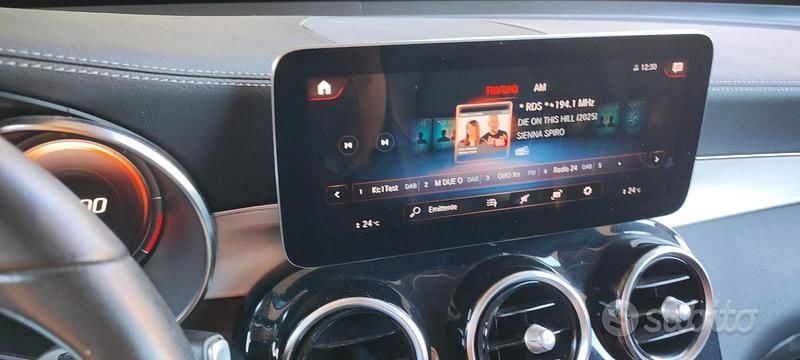 Usata Mercedes GLC300 245 CV (180 kW) 2020 Blu SUV