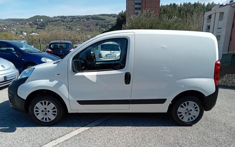 Usata Fiat Fiorino 80 CV (58 kW) 2017 Bianco Monovolume