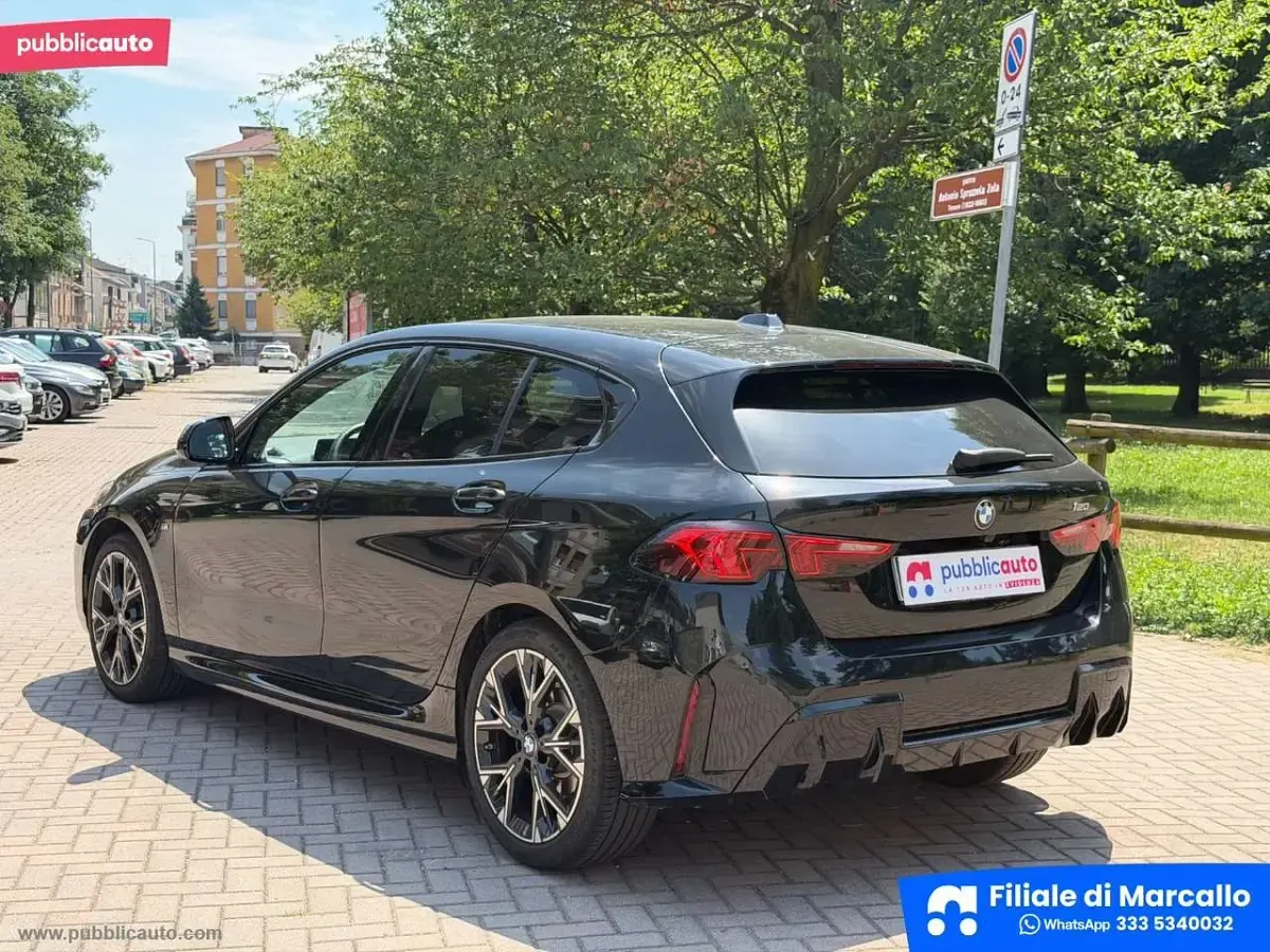Usata BMW 120 M Sport 170 CV (125 kW) 2025 Nero Utilitaria