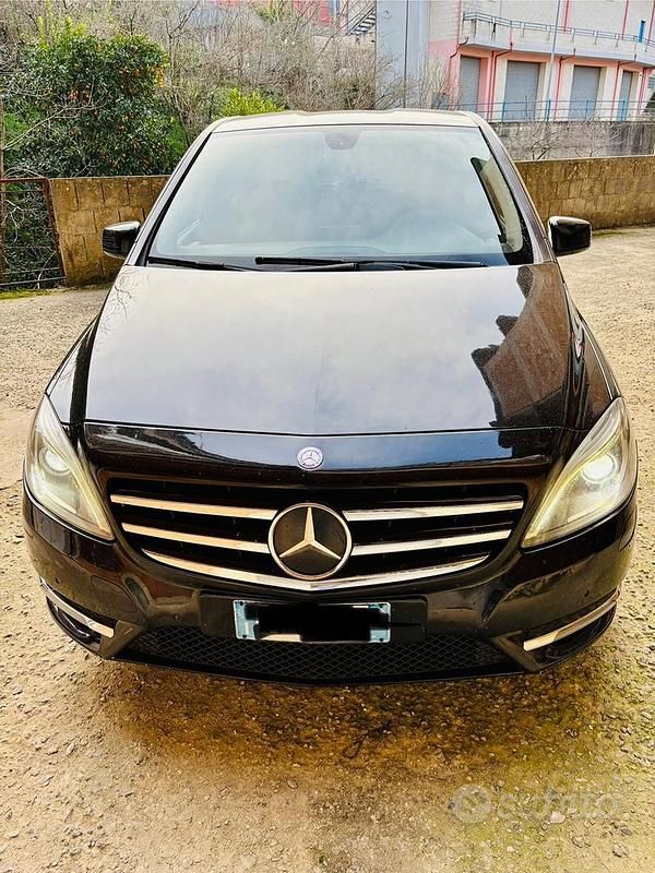 Nero Usata 2016 Mercedes B180 Monovolume | 9900 € (Ottimo prezzo) - Immagine 1/4
