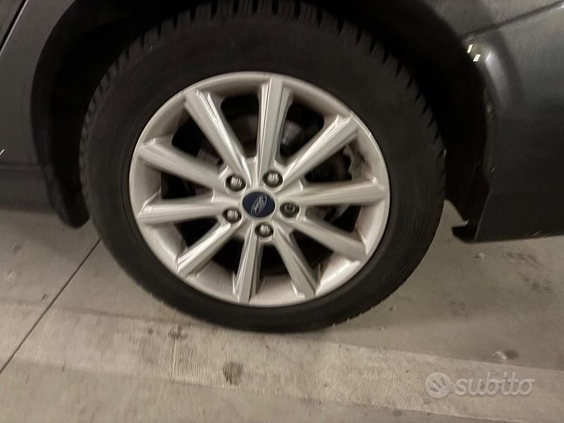 Usata Ford Focus Titanium 2018 Grigio Station wagon