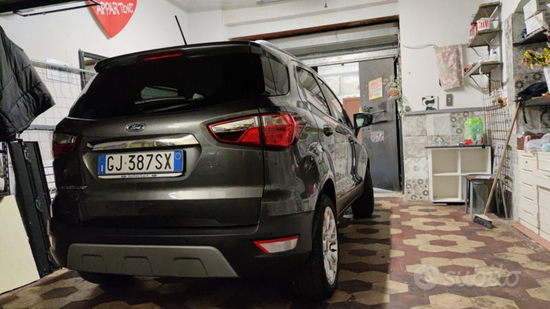 Usata Ford Ecosport Titanium 125 CV (91 kW) 2022 Grigio SUV