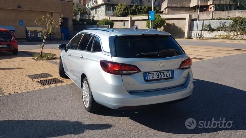 Usata Opel Astra 136 CV (100 kW) 2016 Grigio Station wagon