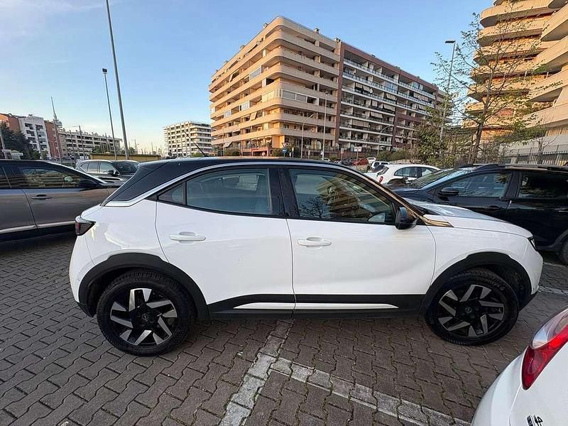 Usata Opel Mokka Elegance 101 CV (74 kW) 2023 Bianco SUV
