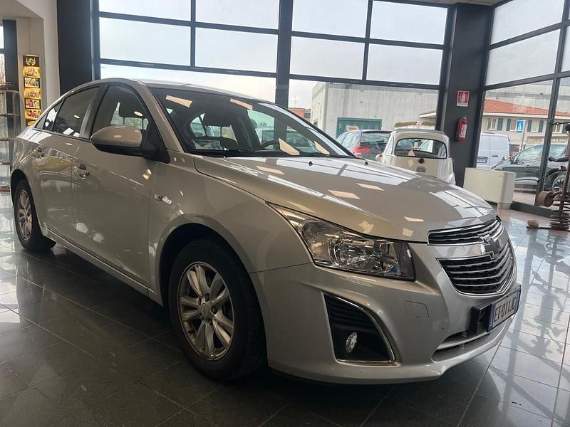 Usata Chevrolet Cruze 131 CV (96 kW) 2013 Argento Berlina