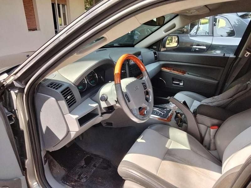 Usata Jeep Grand Cherokee Overland 218 CV (160 kW) 2007 SUV