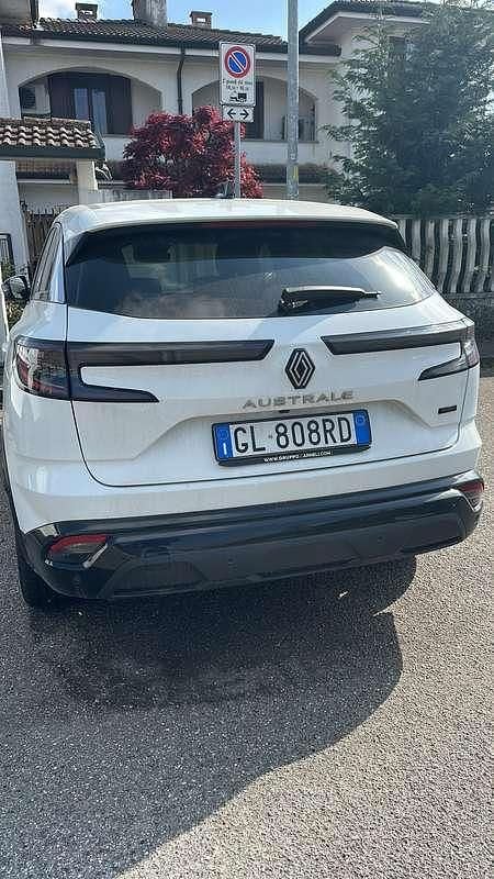 Usata Renault Austral Techno 131 CV (96 kW) 2023 Bianco SUV