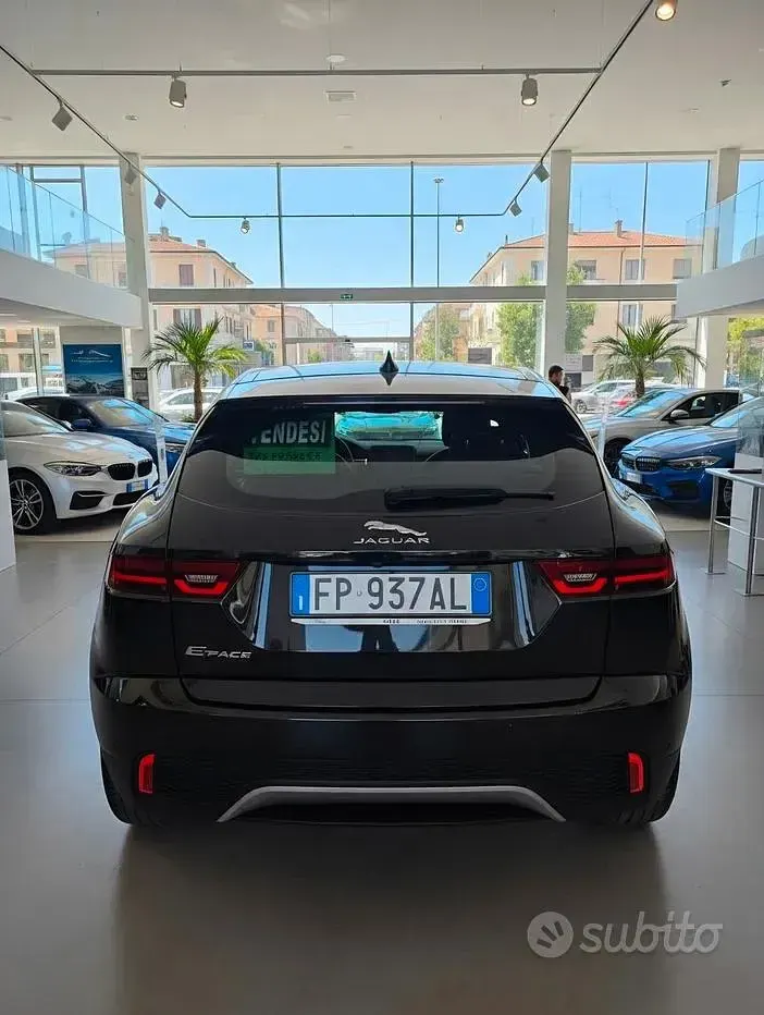 Usata Jaguar E-Pace 200 CV (147 kW) 2018 Nero SUV