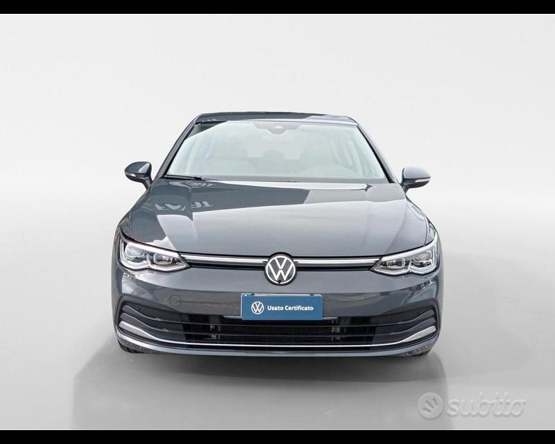 Usata VW Golf VIII Style 131 CV (96 kW) 2023 Grigio Berlina