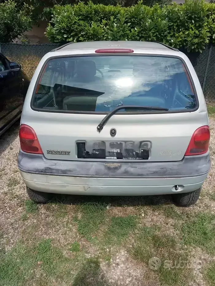 Usata Renault Twingo 58 CV (42 kW) 2000 Grigio Utilitaria