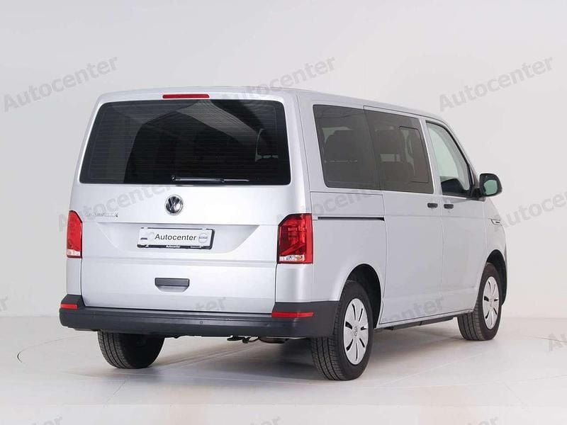 Usata VW Caravelle 150 CV (110 kW) 2023 Argento Monovolume