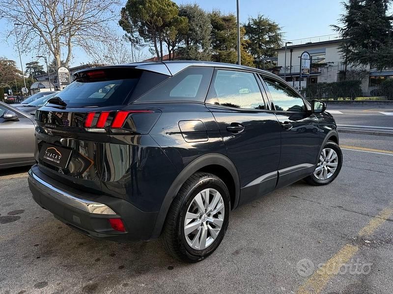 Usata Peugeot 3008 Business-Line 131 CV (96 kW) 2019 Nero SUV