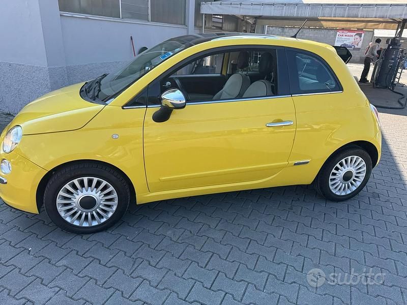 Usata Fiat 500 74 CV (54 kW) 2009 Giallo Cabrio