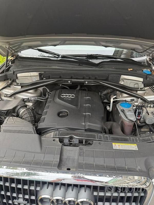 Usata Audi Q5 180 CV (132 kW) 2011 Grigio SUV