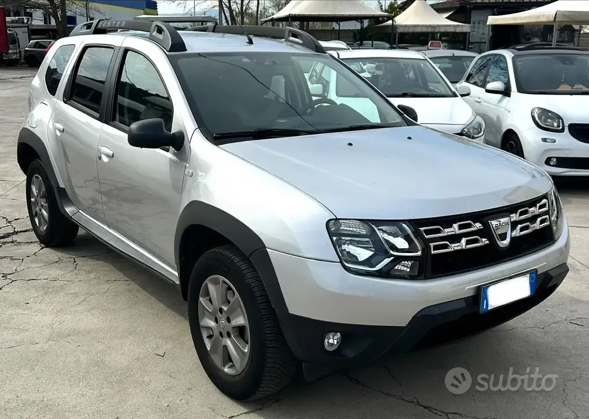 Usata Dacia Duster 110 CV (80 kW) 2017 Grigio SUV