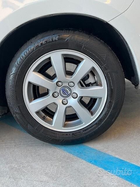 Usata Volvo S60 Kinetic 114 CV (83 kW) 2013 Bianco Berlina