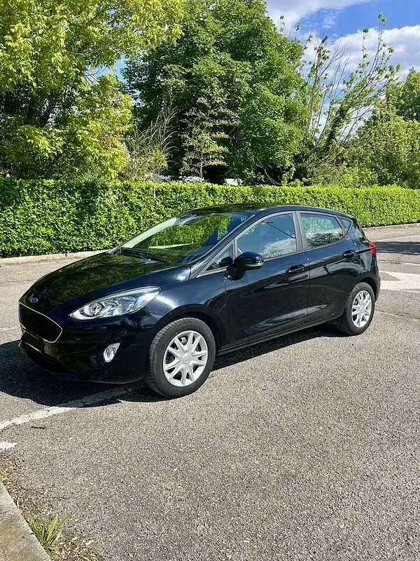 Usata Ford Fiesta 70 CV (51 kW) 2019 Nero Utilitaria