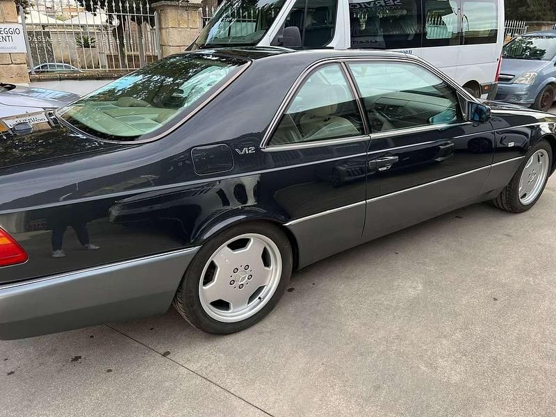 Usata Mercedes S600 394 CV (289 kW) 1995 Grigio Berlina