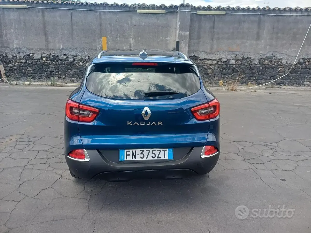 Usata Renault Kadjar 131 CV (96 kW) 2018 Bluazzurro SUV