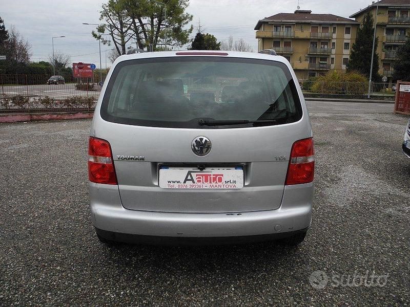 Usata VW Touran 105 CV (77 kW) 2004 Grigio Monovolume