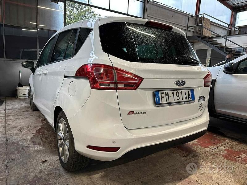 Usata Ford B-MAX Business Edition 75 CV (55 kW) 2017 Bianco Monovolume