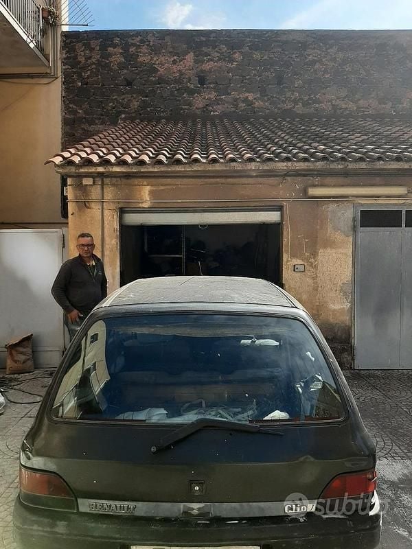 Usata Renault Clio 54 CV (39 kW) 1993 Berlina