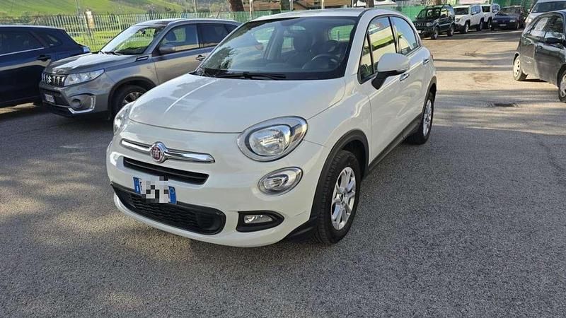 Bianco Usata 2016 Fiat 500X Pop Star SUV | 11.300 € (Buon prezzo) - Immagine 1/4
