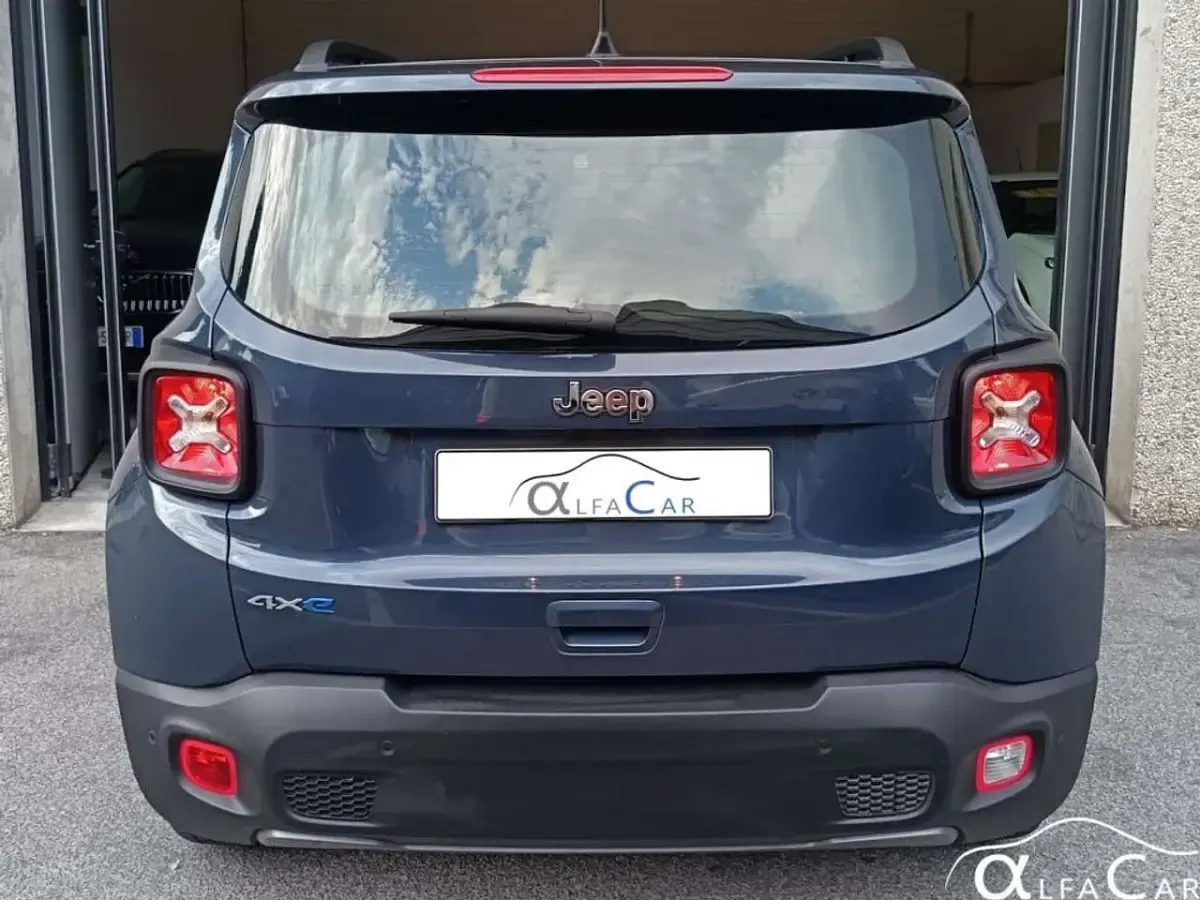 Usata Jeep Renegade Limited 131 CV (96 kW) 2023 Blue shade SUV