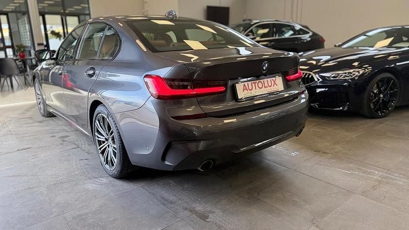 Usata BMW 330e Sport Line 285 CV (209 kW) 2020 Grigio Berlina