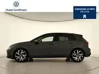 Usata VW Golf VIII R-line 131 CV (96 kW) 2023 Grigio Utilitaria