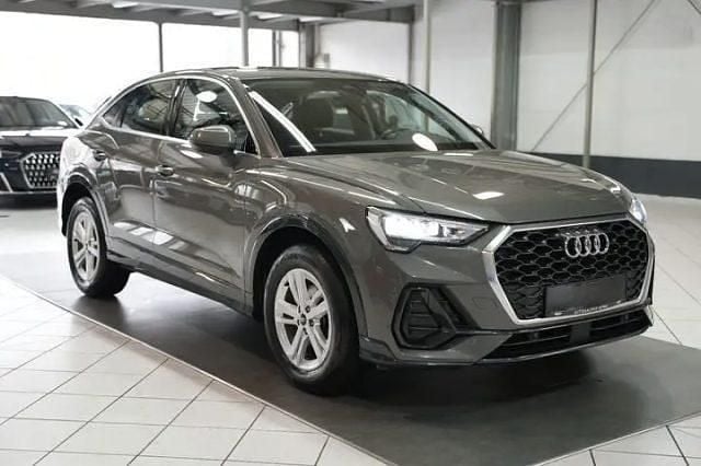 Usata Audi Q3 Sportback Business 150 CV (110 kW) 2021 Grigio SUV