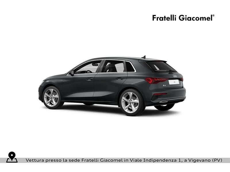 Usata Audi A3 Advanced 150 CV (110 kW) 2023 Grigio manhattan metallizzato Berlina