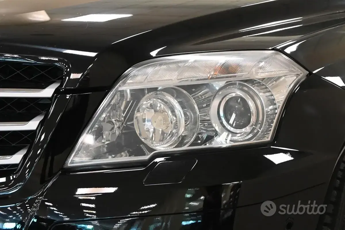 Usata Mercedes GLK250 204 CV (150 kW) 2011 Nero SUV