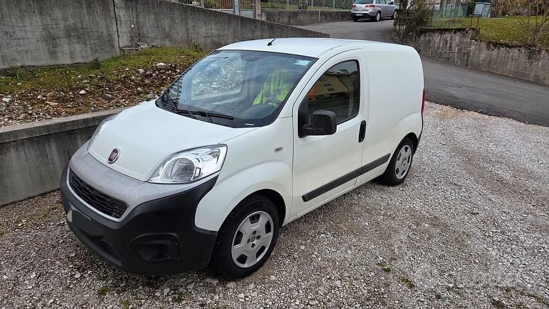 Usata Fiat Fiorino 95 CV (69 kW) 2019 Bianco Monovolume