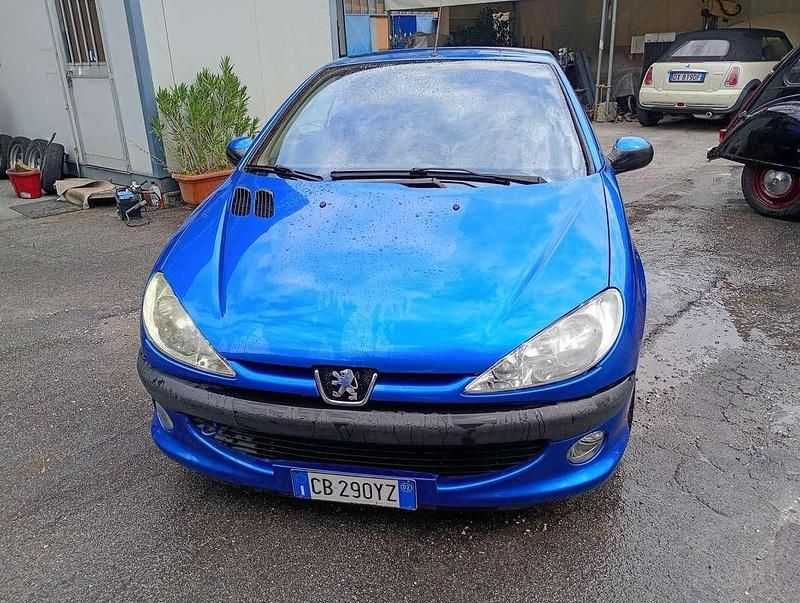 Usata Peugeot 206 CC 109 CV (80 kW) 2002 Blu/azzurro Cabrio