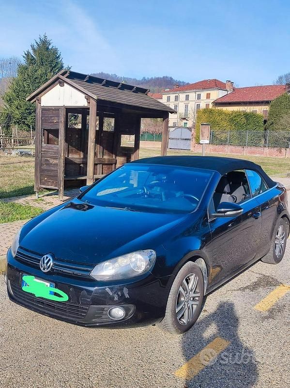 Begagnad VW Golf Cabriolet 105 HK (77 kW) 2012 Svart Cab