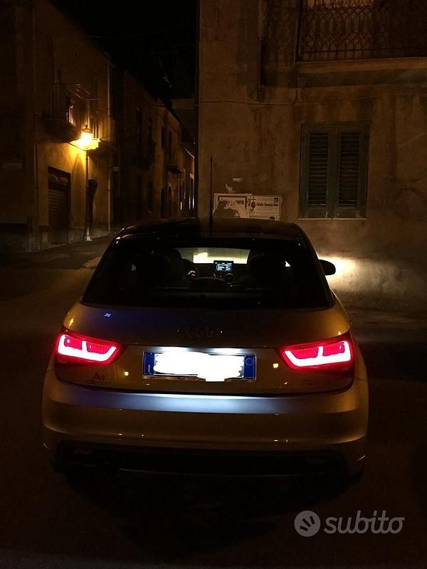 Usata Audi A1 Sportback Admired 90 CV (66 kW) 2013 Grigio Utilitaria