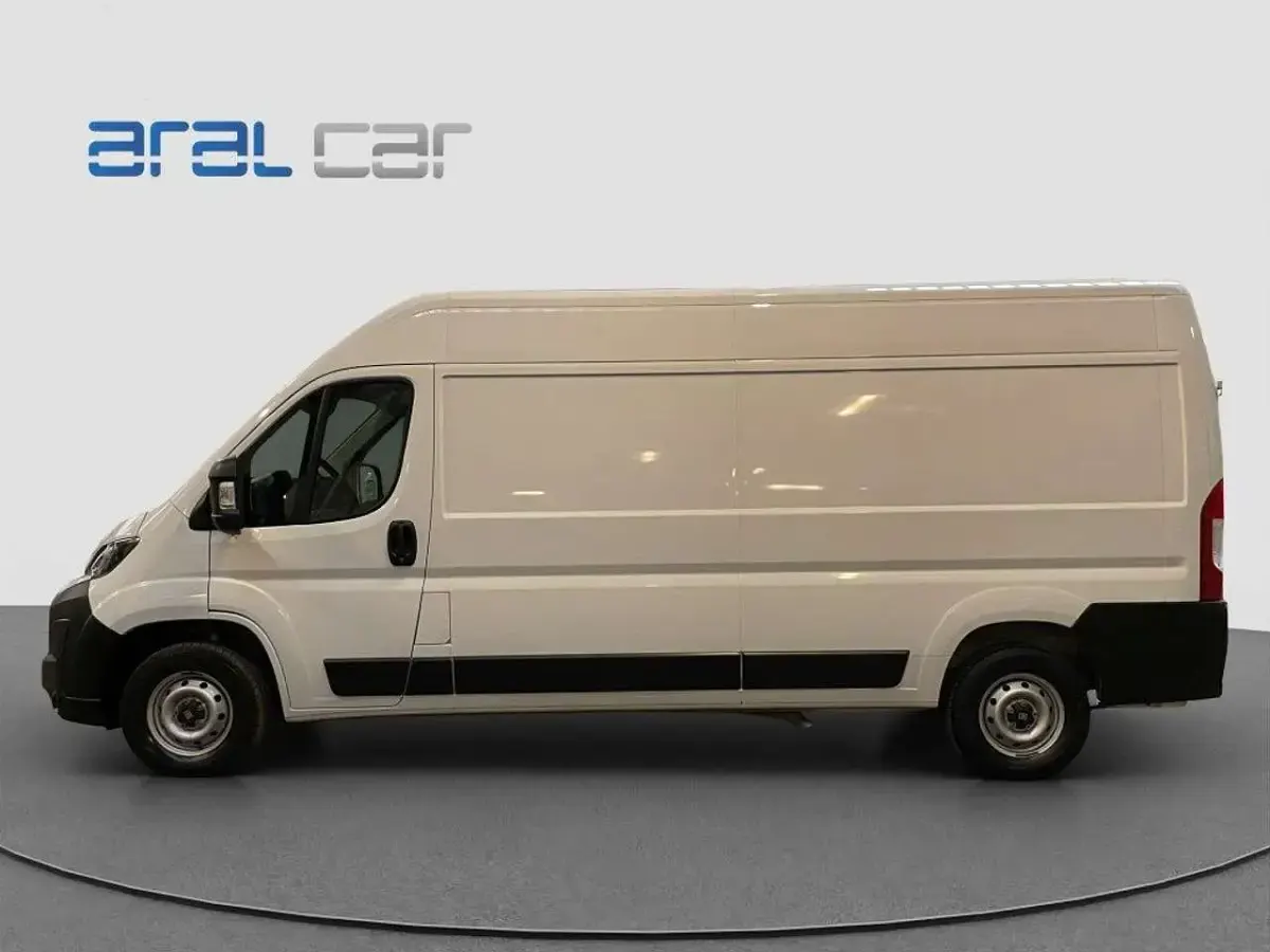 Usata Fiat Ducato 140 CV (102 kW) 2024 Bianco Furgone