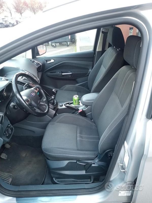 Usata Ford C-MAX 115 CV (84 kW) 2015 Grigio Monovolume