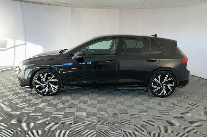 Usata VW Golf VIII R-line 150 CV (110 kW) 2022 Nero